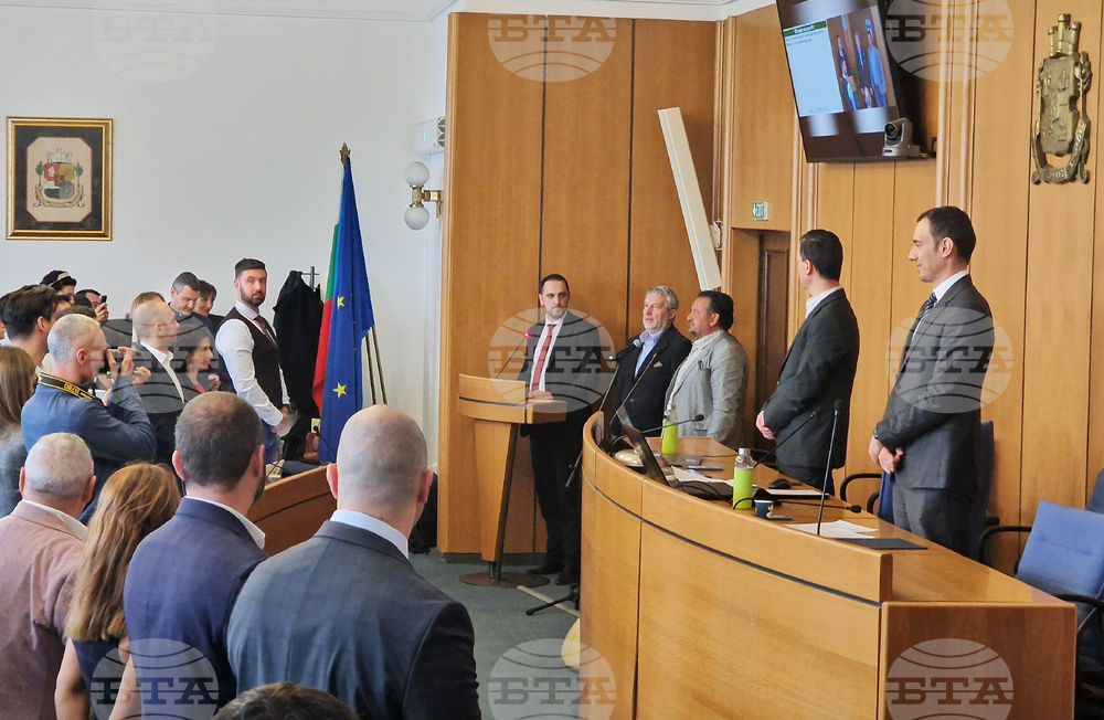  Кметовете на софийския район "Оборище" и село Доброславци положиха клетва в Столичния общински съвет