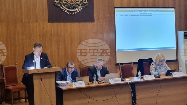 Основен приоритет на Община Велико Търново за предстоящата година са инвестициите във ВиК сектора, каза кметът Даниел Панов