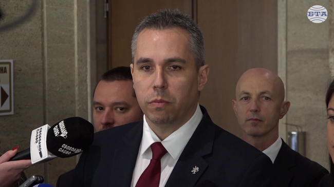 Възможност за до 20% отстъпка от данъците за автомобили с газови уредби и хибриди, предлагат от „Възраждане“