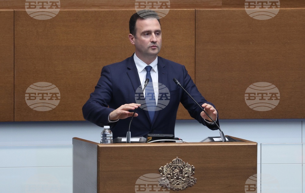 От „Булгартрансгаз“ са предоставили на Европрократурата всички документи за разширението на газохранилището в Чирен, каза министър Жечо Станков