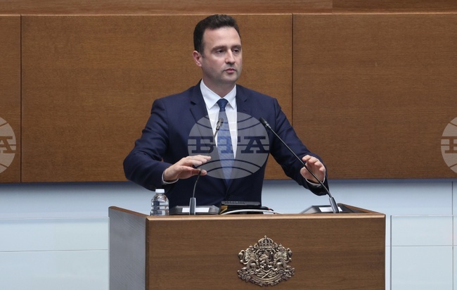 От „Булгартрансгаз“ са предоставили на Европрократурата всички документи за разширението на газохранилището в Чирен, каза министър Жечо Станков