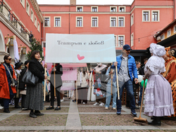 Пловдив - Международния ден на театъра - театрално шествие