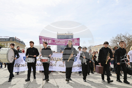 Пловдив - Международния ден на театъра - театрално шествие