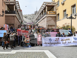Пловдив - Международния ден на театъра - театрално шествие