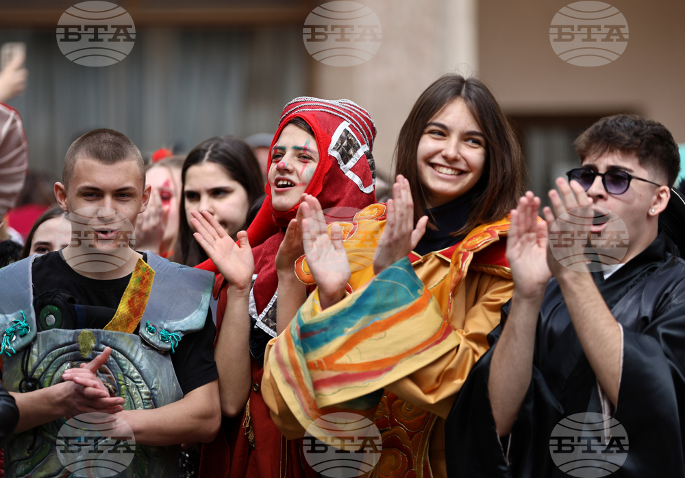 Пловдив - Международния ден на театъра - театрално шествие
