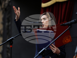 Пловдив - Международния ден на театъра - театрално шествие