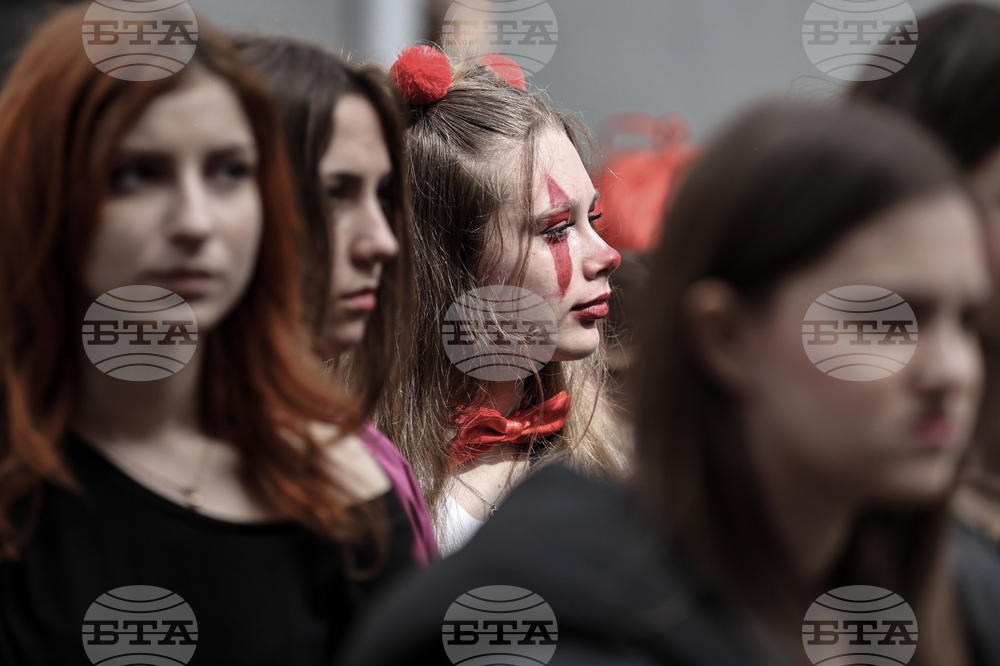 Пловдив - Международния ден на театъра - театрално шествие