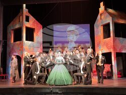 „Веселата вдовица“ в Музикалния театър, снимка – Музикален театър/ Георги  Илиев