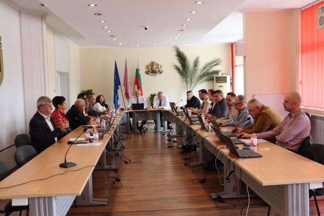 Двама нови заместник-председатели има Общинският съвет в Попово