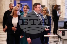 Народно събрание - управляващо мнозинство - изявление