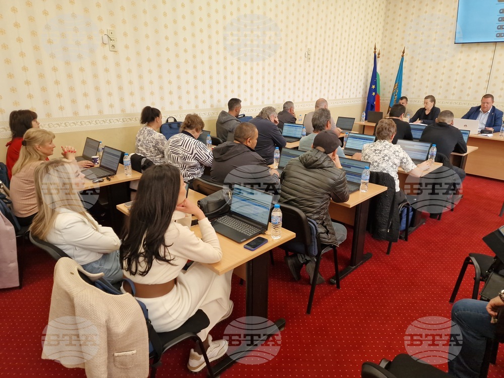 Общо 117 материала е разгледал Общинският съвет в Стражица за второто шестмесечие на миналата година