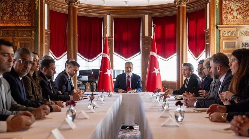 АА: Турският външен министър се срещна във Вашингтон с Американската коалиция за Сирия