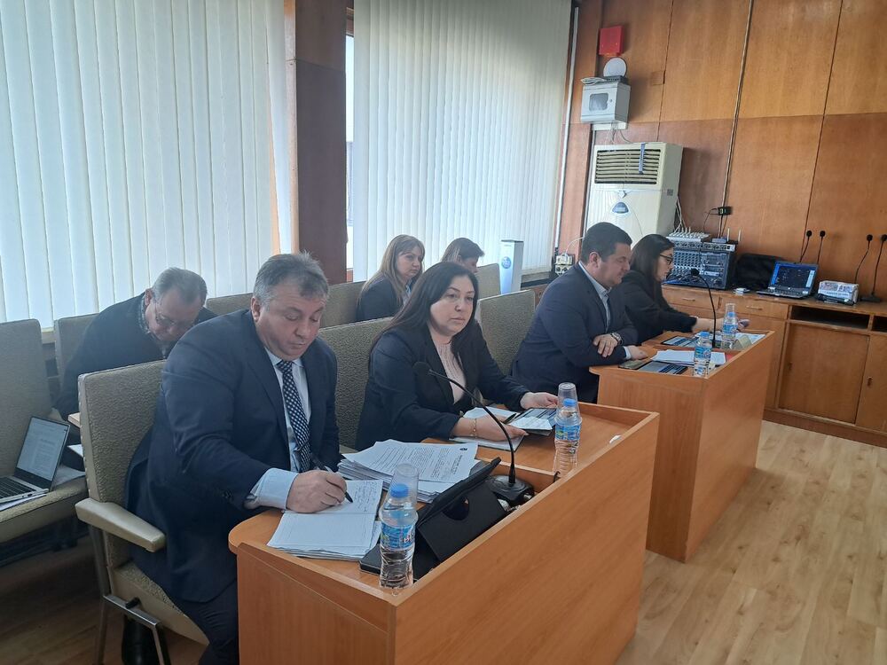 Община Шумен работи по обособяване на паркоместа и облагородяване около паметника в Марашката кория