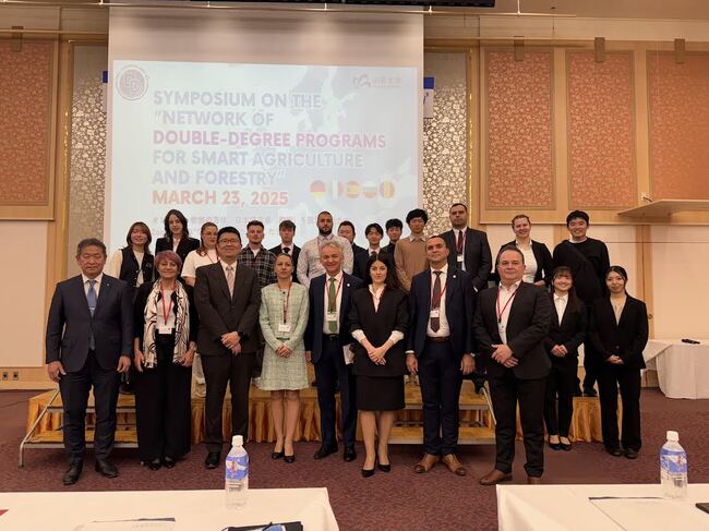 Учени от Тракийски университет участваха в международния симпозиум за интелигентно земеделие и горско стопанство в Япония