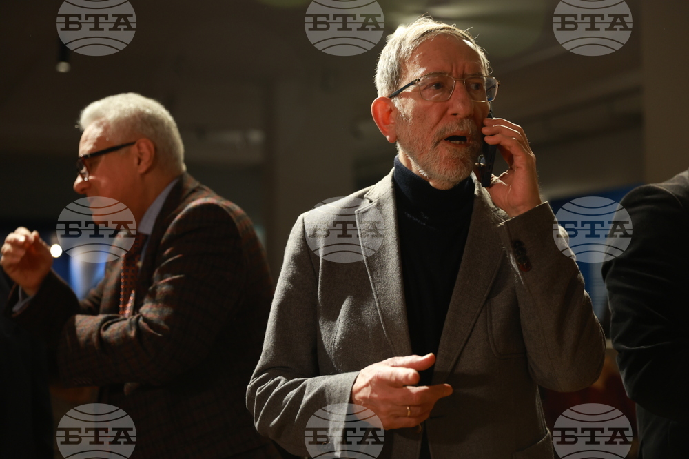 Софийска градска художествена галерия - проф. Ангел Димитров - книга - представяне