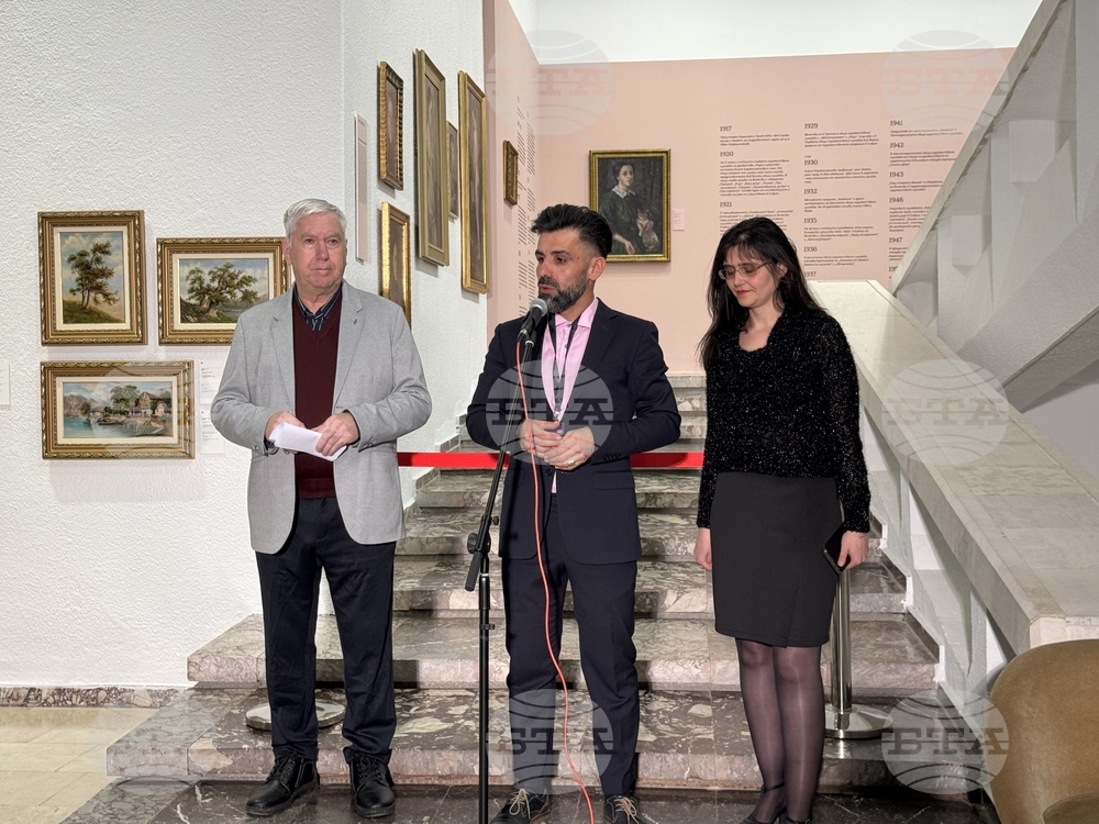 Ретроспективната изложба "...И продължавах да рисувам сама“ представя в Казанлък художественото наследство на Елена Карамихайлова