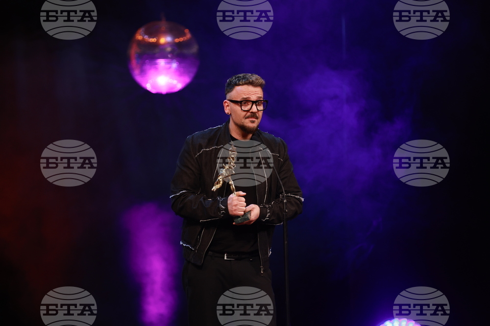 Награди  „Икар" - церемония