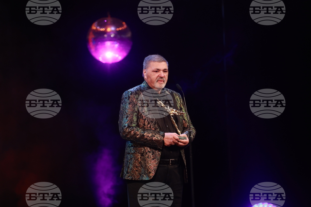 Награди  „Икар" - церемония