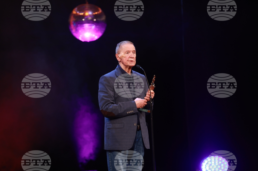 Награди  „Икар" - церемония