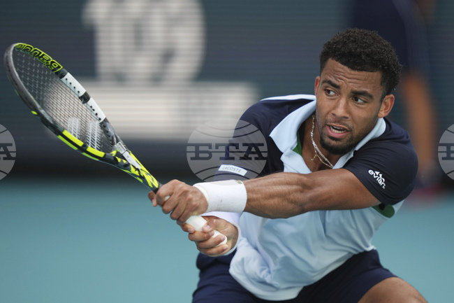 Германската тенис легенда Борис Бекер призна, че е фен на младия французин Артюр Фис