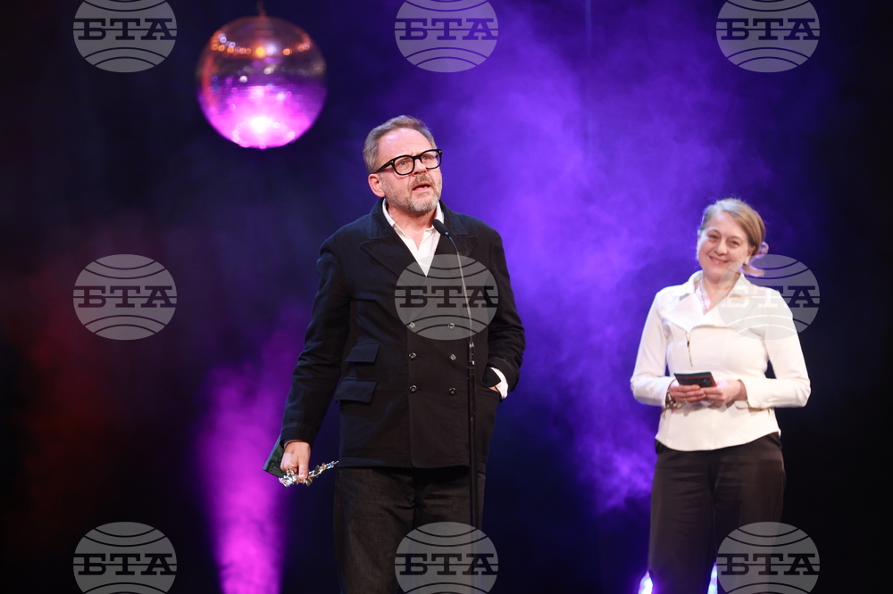 Награди  „Икар" - церемония