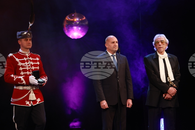 Награди  „Икар" - церемония