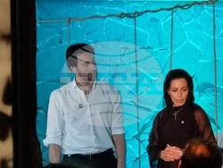 Спектакълът "Времето е в нас и ние сме във времето", посветен на последната нощ на Апостола, беше представен в арт клуб "Дипломат" в Световния ден на театъра. Снимка: Димитрина Ветова/БТА