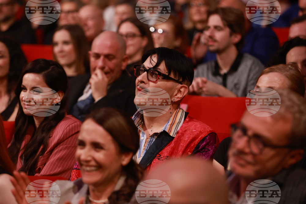 Награди  „Икар" - церемония