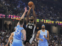 Spurs Cavaliers Basketball