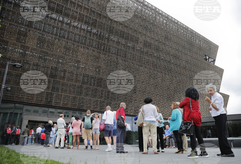 Trump Smithsonian