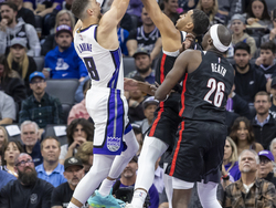 Trail Blazers Kings Basketball
