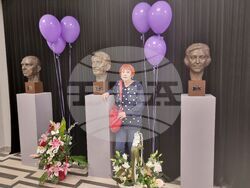 Варна - Драматичен театър „Стоян Бъчваров“ - празник - дарение