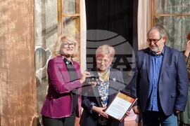 Варна - Драматичен театър „Стоян Бъчваров“ - празник - дарение