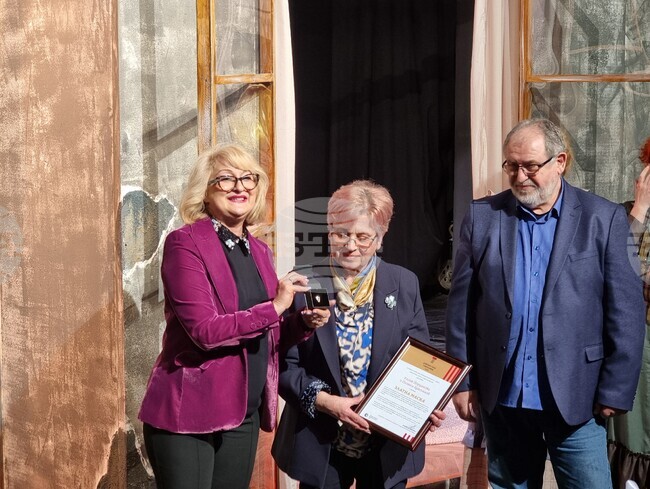 Варна - Драматичен театър „Стоян Бъчваров“ - празник - дарение