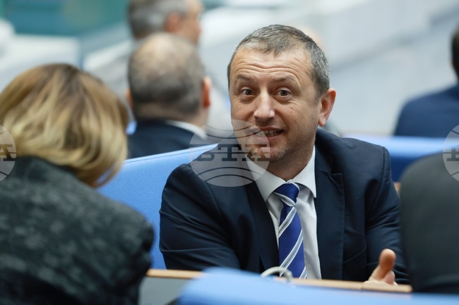 Горската система е пренаситена от политически назначения, каза в декларация Даниел Петров от "Възраждане"