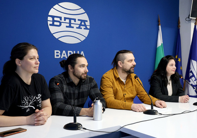 Учени и еколози настояват за по-добра защита на Черно море, темата е фокус на филма „Аз, морето - живот в мълчание“