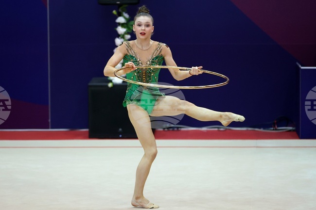 Магдалена Вълкова се класира за финала на обръч на Световното първенство по художествена гимнастика за девойки в София