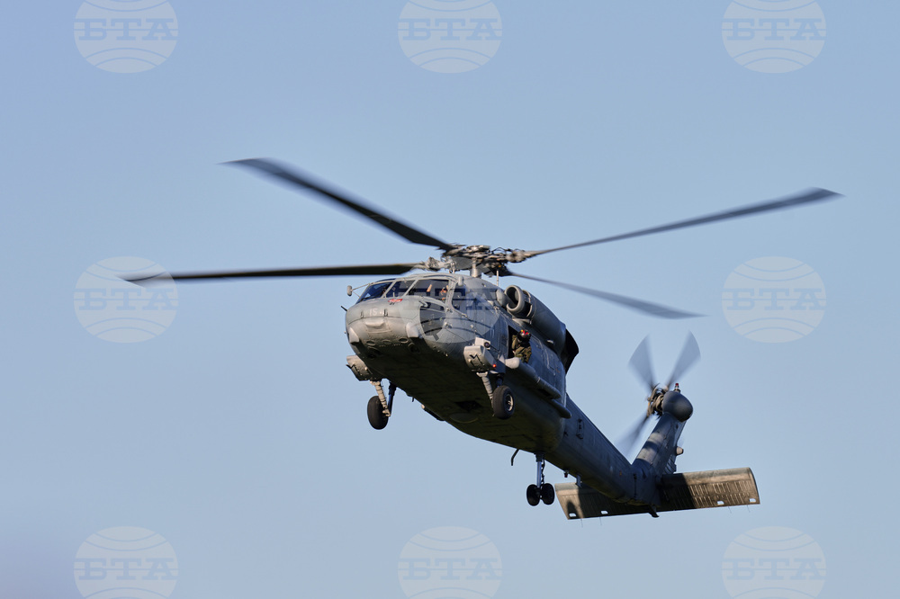 Испанската полиция разби престъпна група, използвала хеликоптери за наркотрафик от Мароко