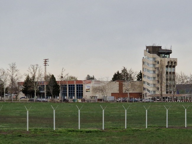 С Ден на отворените врати летището в Горна Оряховица празнува своя 100-годишен юбилей