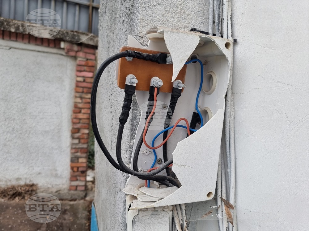 Перник - лятно кино - вандалска проява