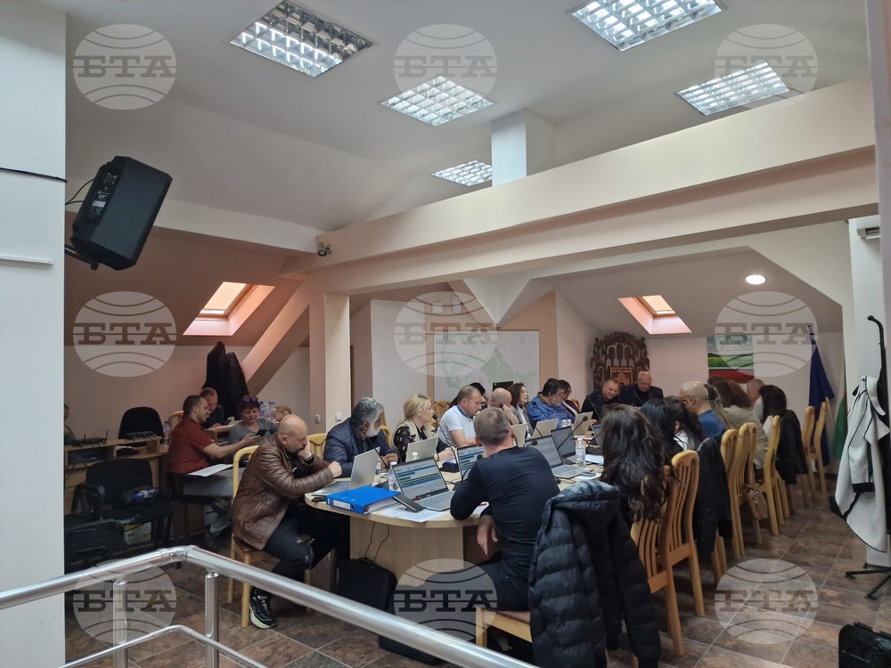 Общинският съвет в Ихтиман гласува да бъдат ограничени електрическите тротинетки в паркове и градинки