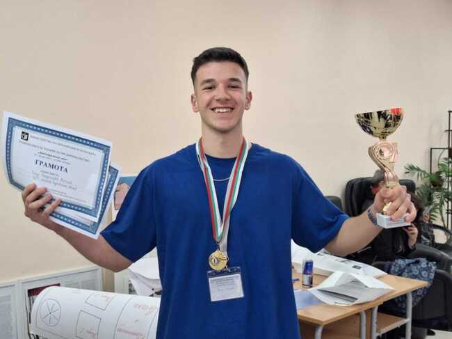 Призово място завоюва Търговската гимназия в Свищов на национално състезание по предприемачество 