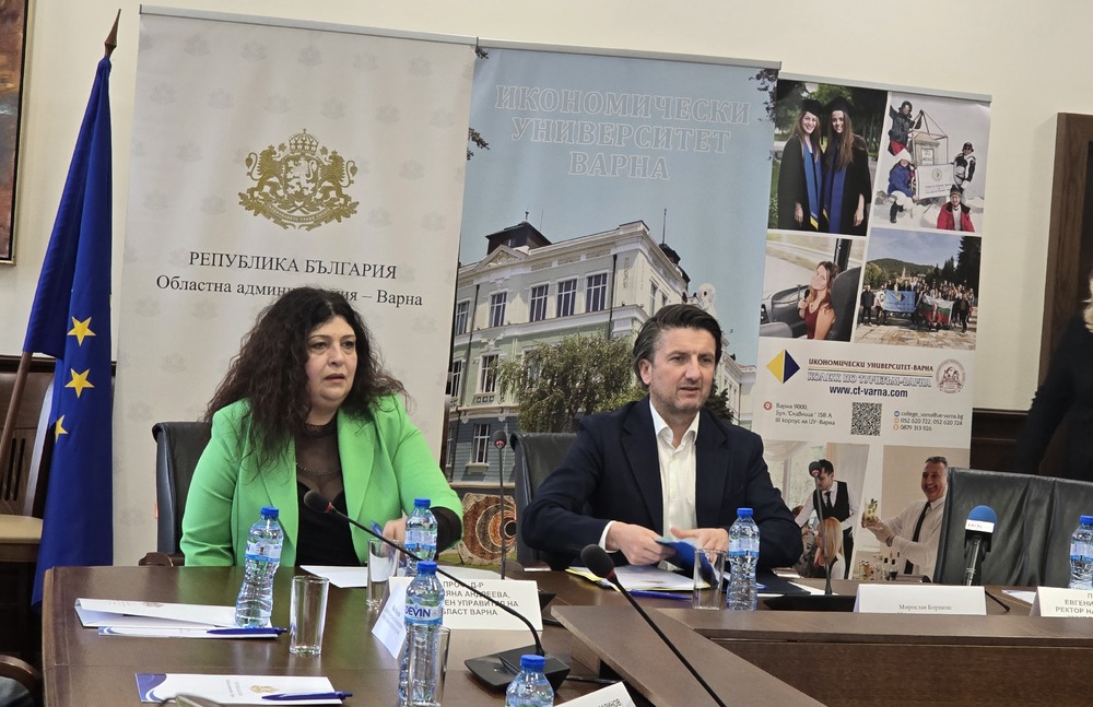 ОА Варна: Министърът на туризма и областният управител провериха готовността на институциите, които контролират туристическата дейност и услуги