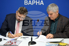 Национален пресклуб на БТА Варна - Висше училище по мениджмънт - БТА - договор - подписване