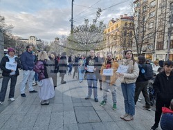Протест срещу насилието над деца