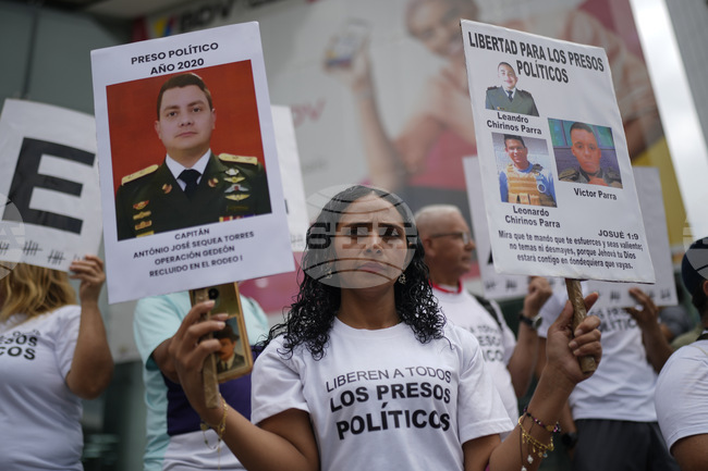 Движението на венецуелската опозиционерка Мария Корина Мачадо призова властите в Каракас да освободят политическите затворници