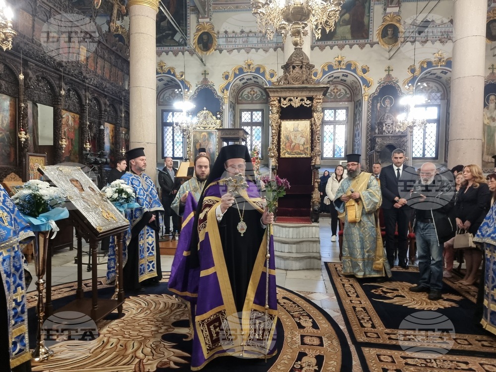 Смирението не е слабост, а осъзнаване, че без Бога не можем да постигнем истинско добро, каза в Пазарджик Белоградчишкият епископ Поликарп