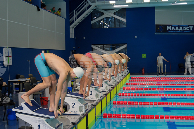 В Сандански се открива плувен турнир "Спартак", който ще събере 34 отбора и над 700 участници