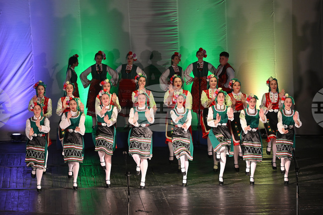 Монтана - фолклорен ансамбъл „Ситница“ - годишнина - концерт