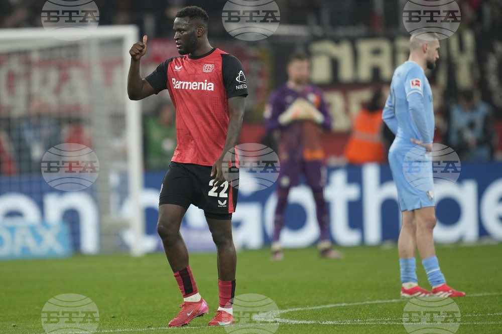 Виктор Бонифейс продължава с медицинските тестове в Милано преди трансфера си в Милан